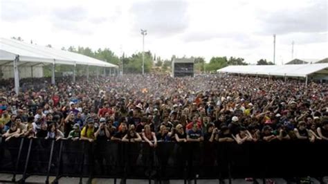 organizan una orgia|Organizan una 'orgía' en el pueblo del Viña Rock y se apuntan .